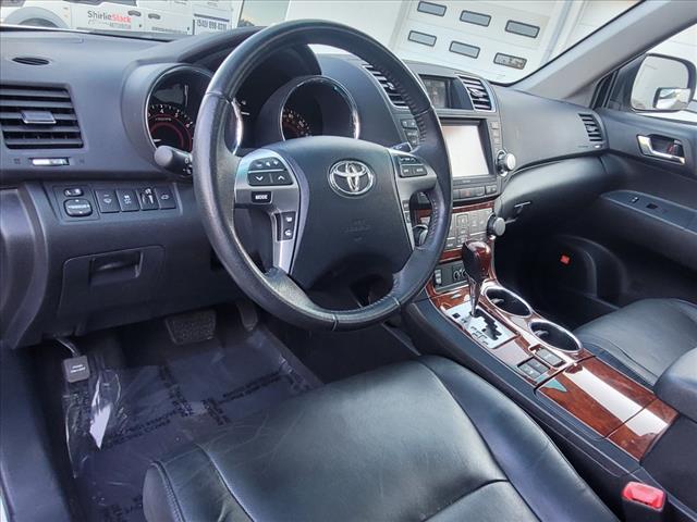 used 2011 Toyota Highlander car, priced at $19,990