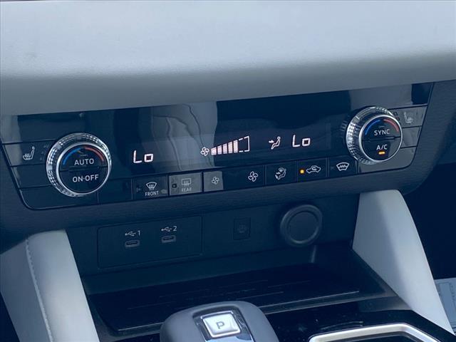 new 2025 Mitsubishi Outlander car, priced at $36,125