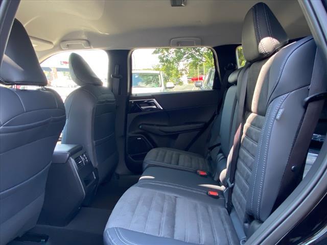 new 2025 Mitsubishi Outlander car, priced at $35,880