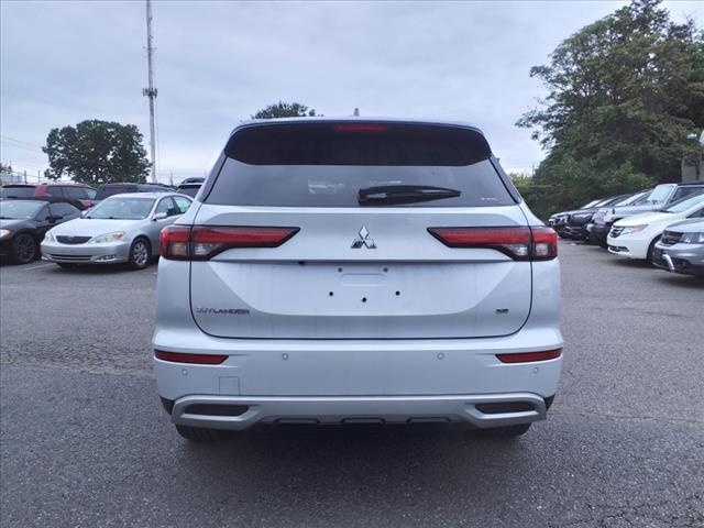 new 2024 Mitsubishi Outlander car, priced at $33,765