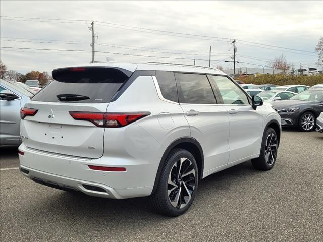 new 2024 Mitsubishi Outlander car, priced at $39,065