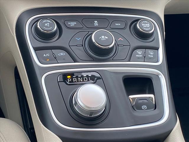 used 2016 Chrysler 200 car, priced at $15,990