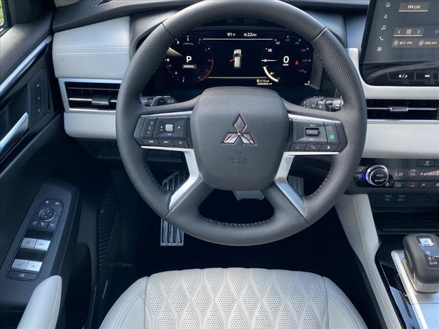 new 2025 Mitsubishi Outlander car, priced at $40,655
