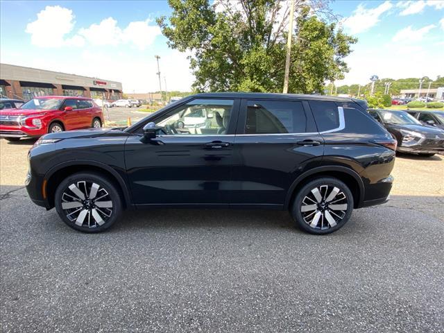 new 2025 Mitsubishi Outlander car, priced at $35,885
