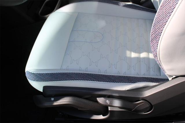 used 2025 MINI Hardtop car, priced at $34,345
