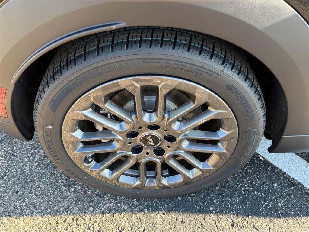 new 2025 MINI Hardtop car, priced at $37,880