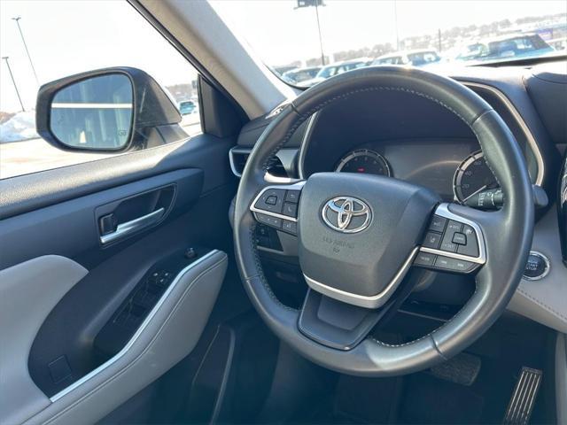used 2023 Toyota Highlander car, priced at $36,950