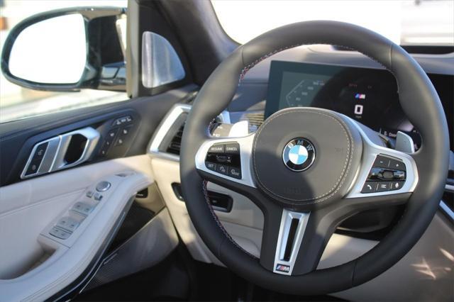 new 2025 BMW X7 car, priced at $124,475