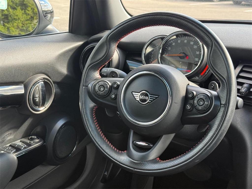 used 2019 MINI Hardtop car, priced at $22,495
