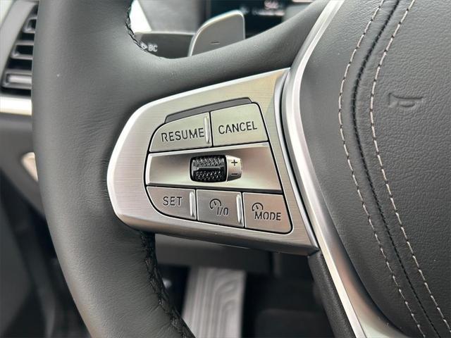 new 2025 BMW X7 car, priced at $95,300