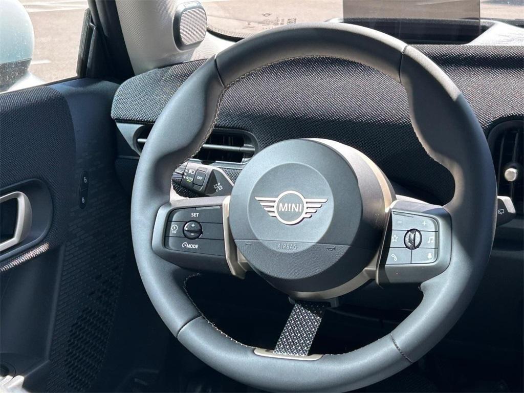 new 2025 MINI Hardtop car, priced at $37,880