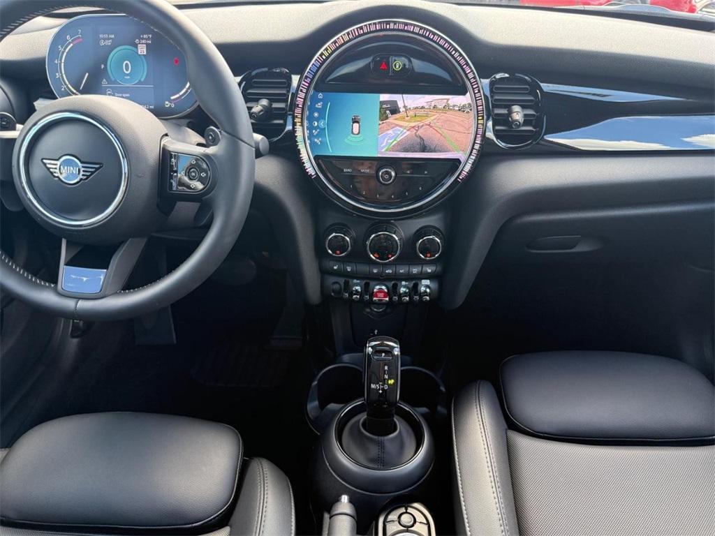 used 2023 MINI Hardtop car, priced at $27,995
