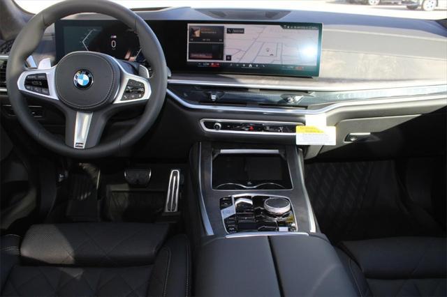 new 2025 BMW X7 car, priced at $94,145