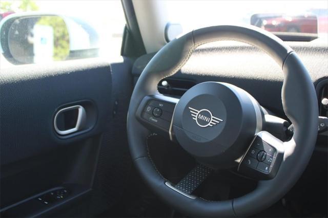 used 2025 MINI Hardtop car, priced at $35,145