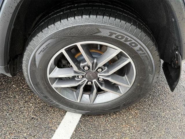 used 2020 Jeep Grand Cherokee car, priced at $24,995