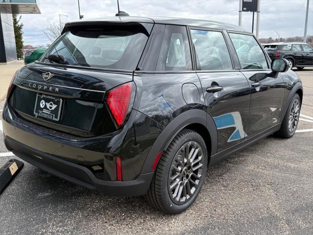 new 2025 MINI Hardtop car, priced at $32,480