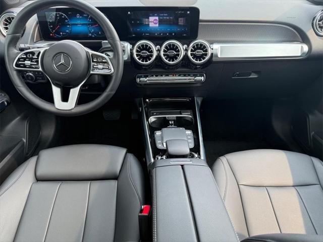 used 2022 Mercedes-Benz GLB 250 car, priced at $30,491