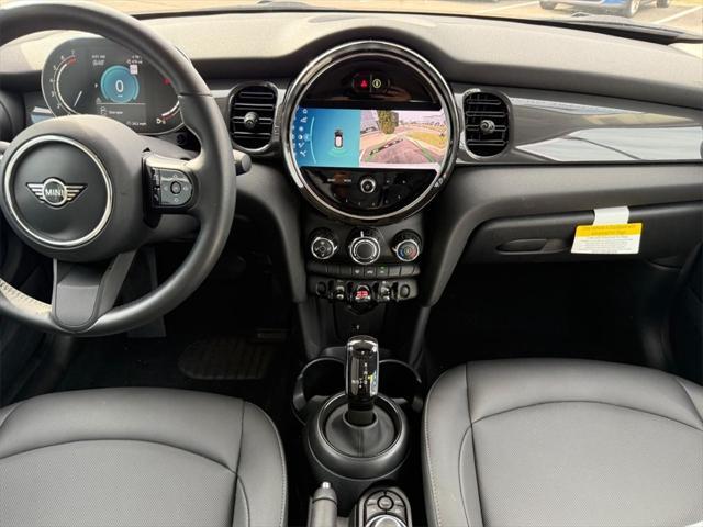 used 2024 MINI Hardtop car, priced at $27,495