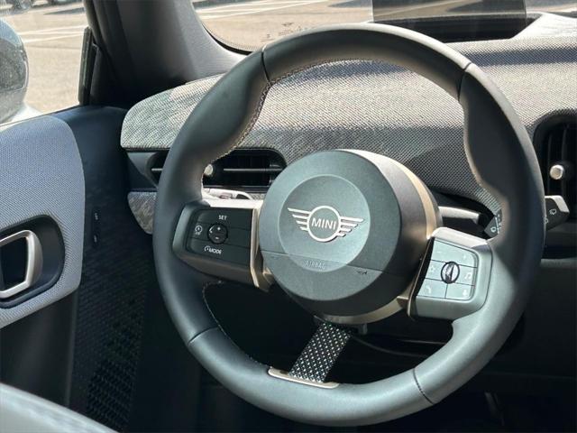 new 2025 MINI Hardtop car, priced at $33,930