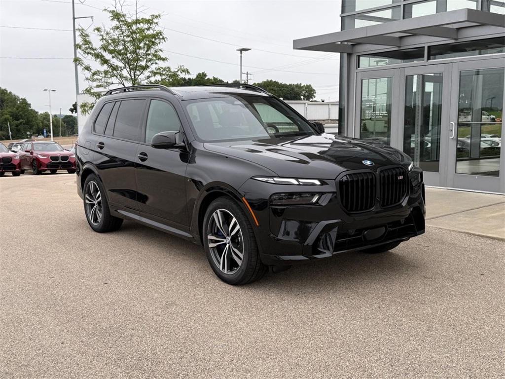 new 2026 BMW X7 car, priced at $127,065
