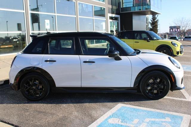 new 2025 MINI Hardtop car, priced at $41,155