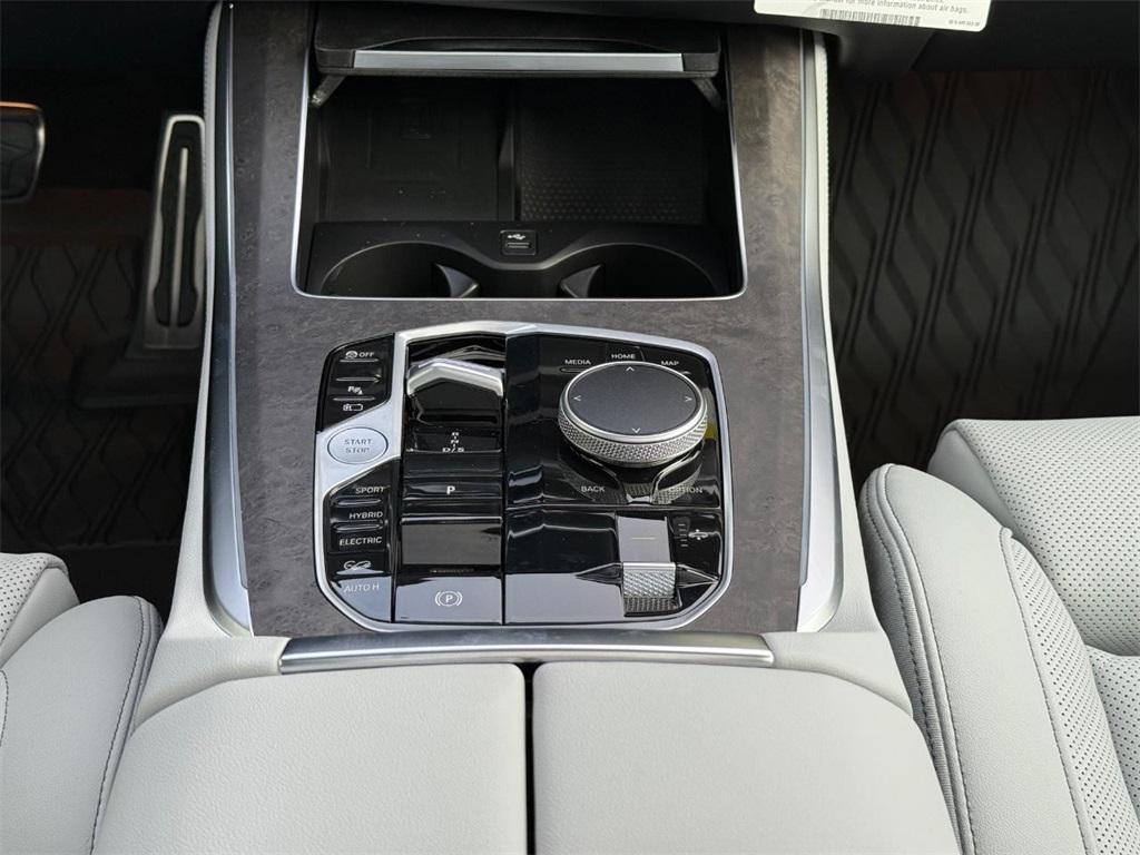 new 2026 BMW X5 PHEV car, priced at $84,025