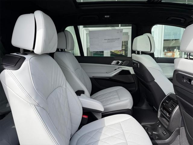 new 2025 BMW X7 car, priced at $96,925
