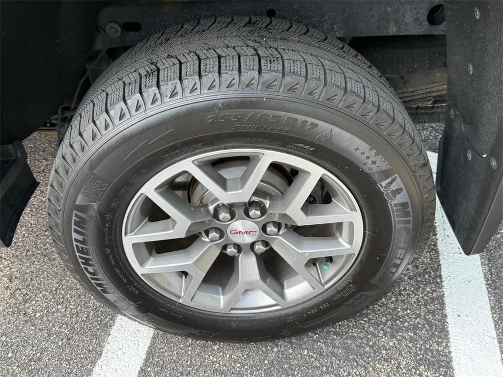 used 2019 GMC Canyon car, priced at $28,495