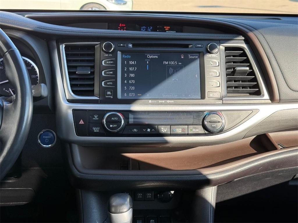 used 2018 Toyota Highlander Hybrid car, priced at $28,999