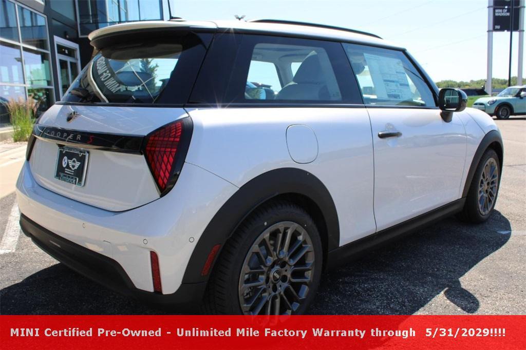 used 2025 MINI Hardtop car, priced at $31,495