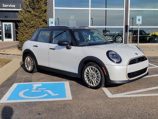 new 2025 MINI Hardtop car, priced at $38,445