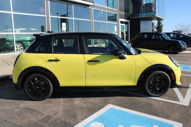 new 2025 MINI Hardtop car, priced at $41,310