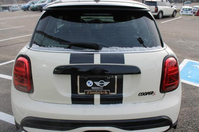 used 2022 MINI Hardtop car, priced at $24,950