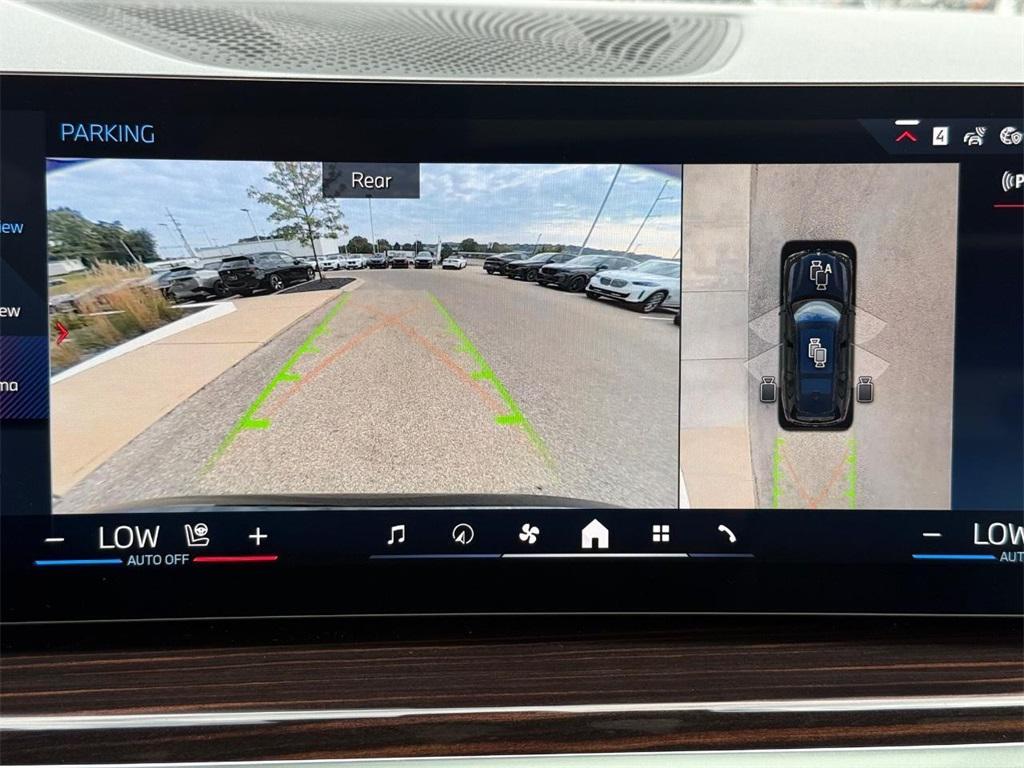 new 2026 BMW X7 car, priced at $121,575