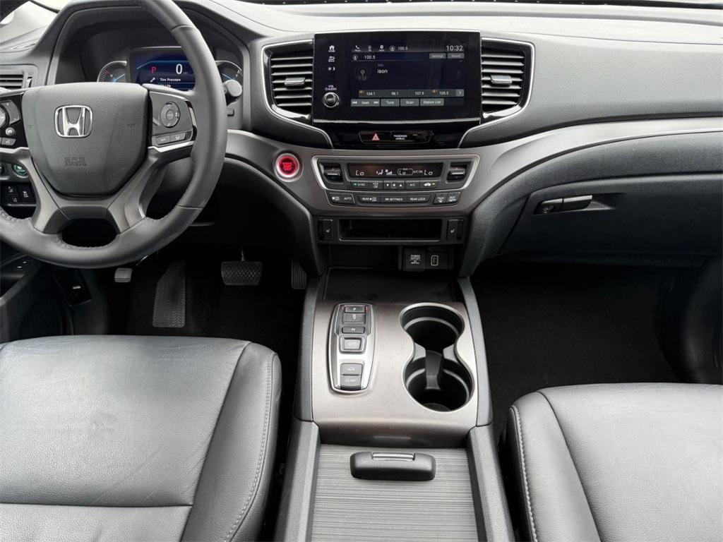 used 2022 Honda Pilot car, priced at $31,999