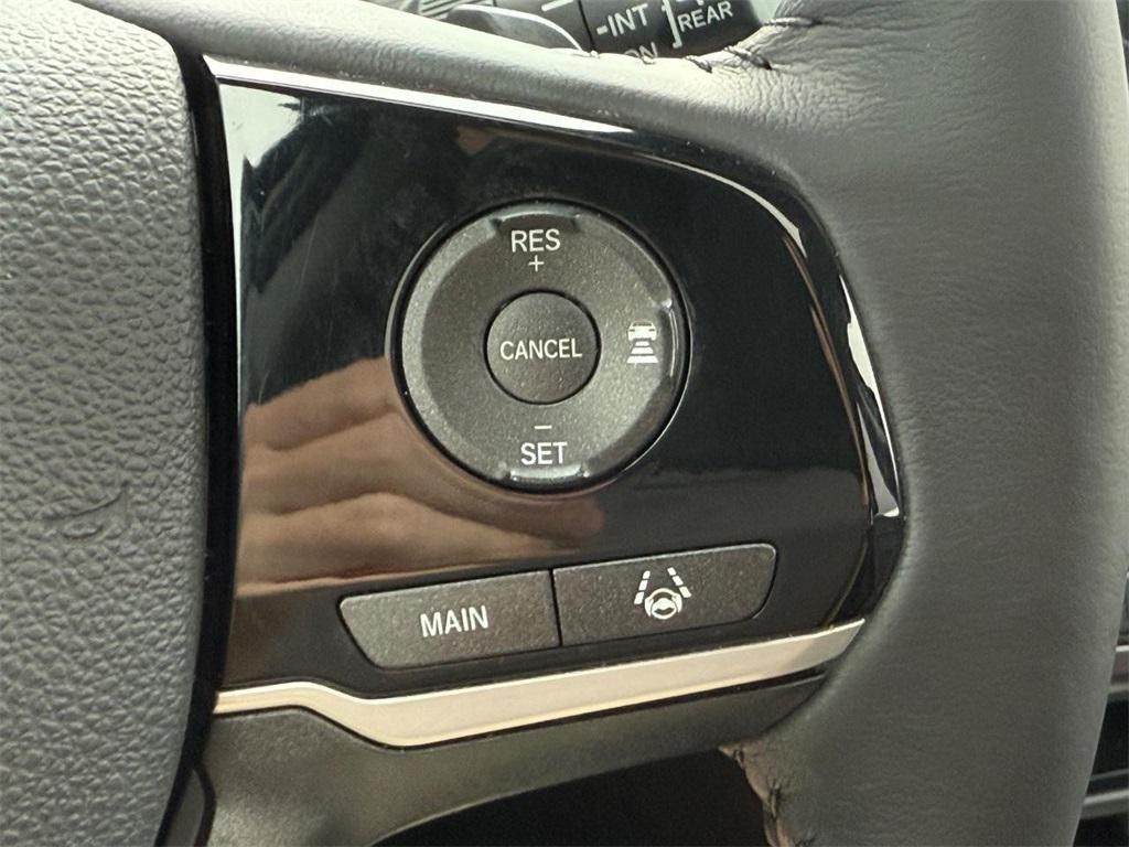 used 2022 Honda Pilot car, priced at $31,999