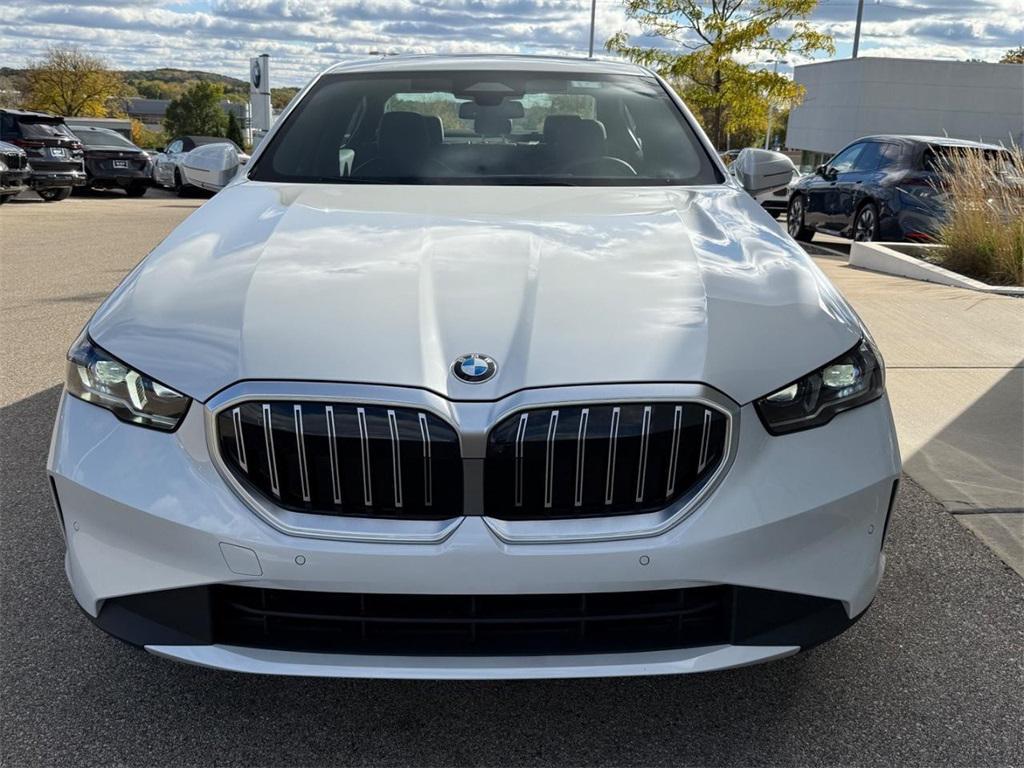 used 2024 BMW 540 car, priced at $59,998