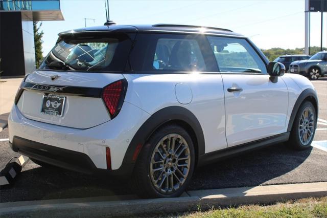 new 2025 MINI Hardtop car, priced at $34,045