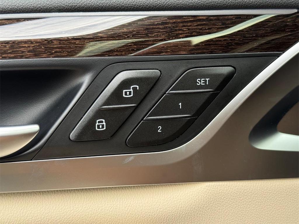 new 2025 BMW X4 car, priced at $60,645