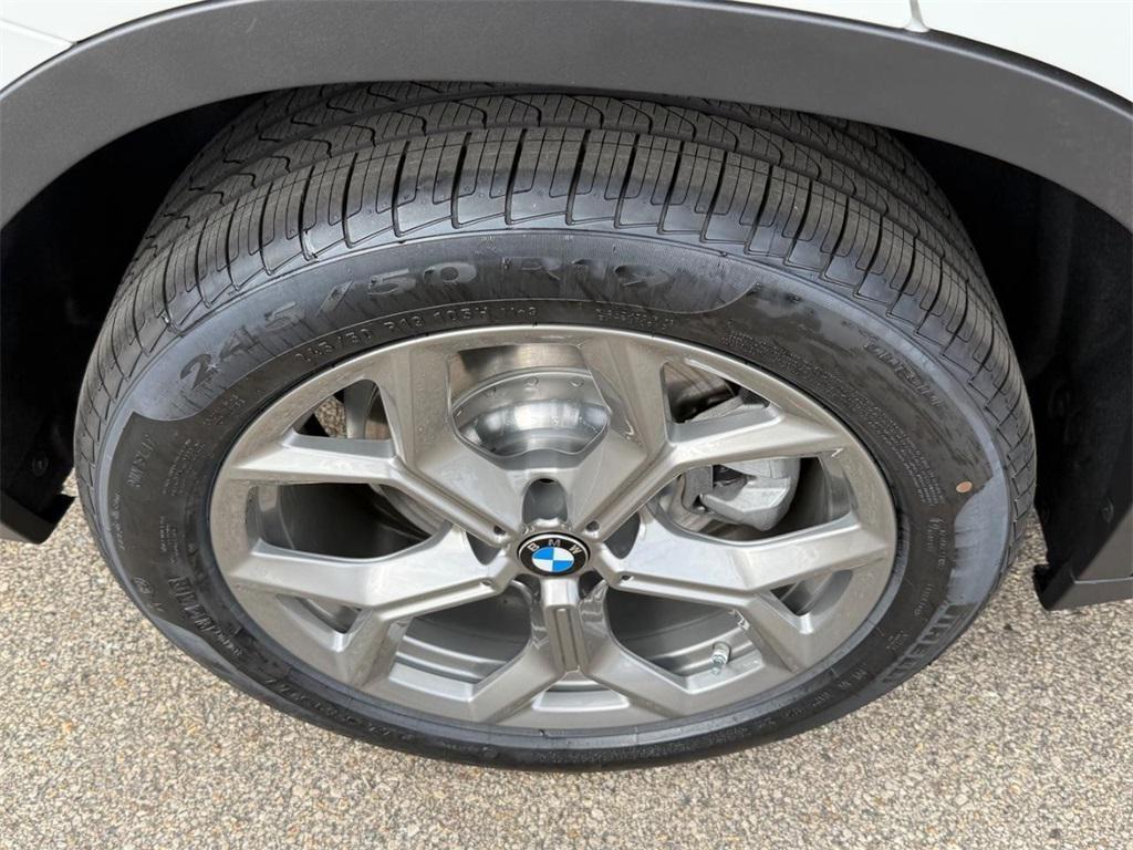 new 2025 BMW X4 car, priced at $60,645