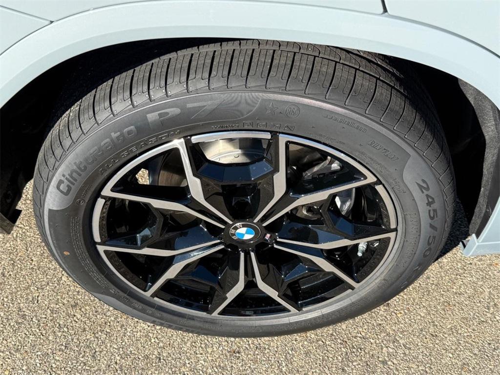 new 2025 BMW X4 car, priced at $63,720