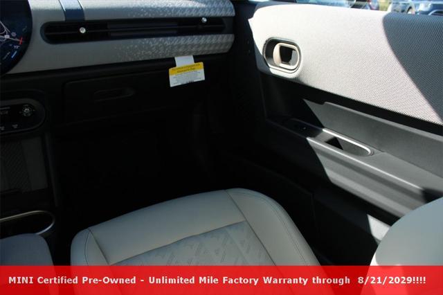used 2025 MINI Hardtop car, priced at $33,174