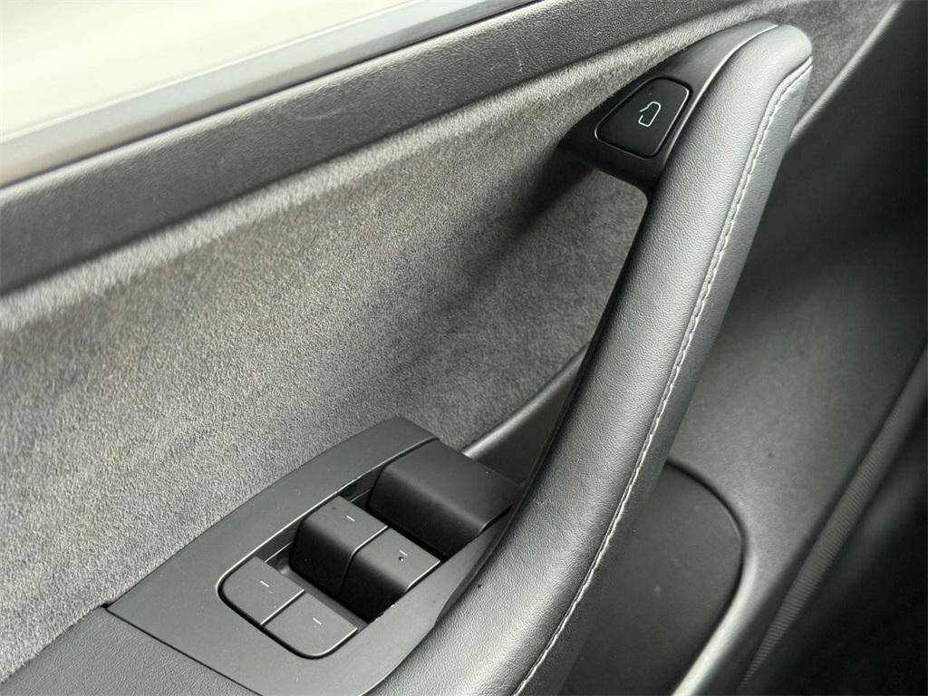 used 2022 Tesla Model 3 car, priced at $23,295