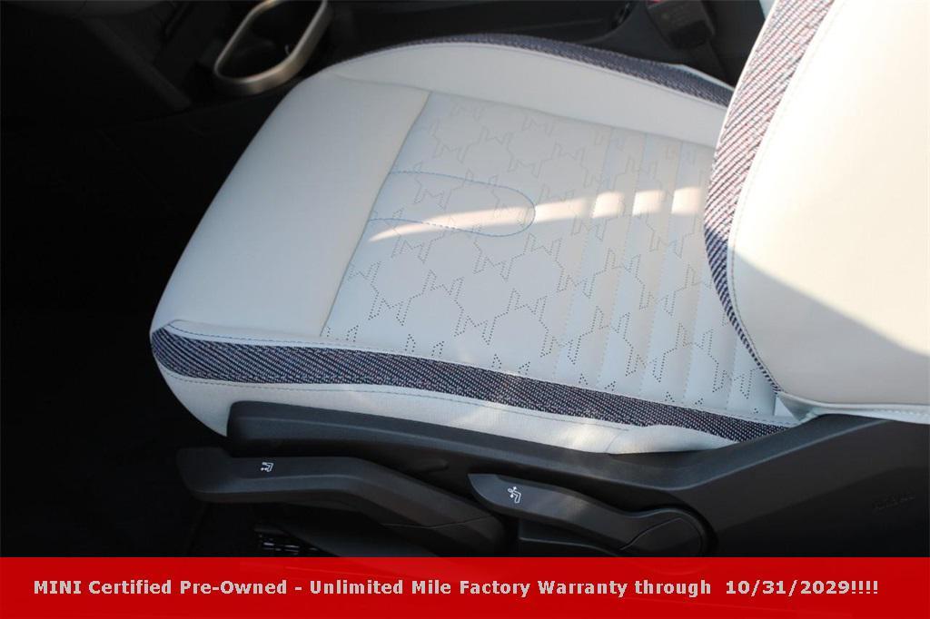 used 2025 MINI Hardtop car, priced at $29,995