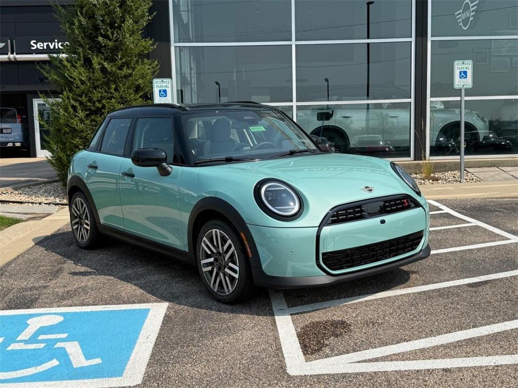 new 2025 MINI Hardtop car, priced at $38,880