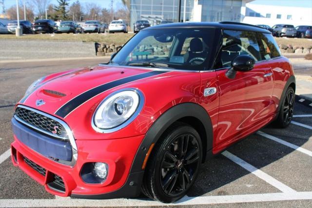 used 2018 MINI Hardtop car, priced at $18,250