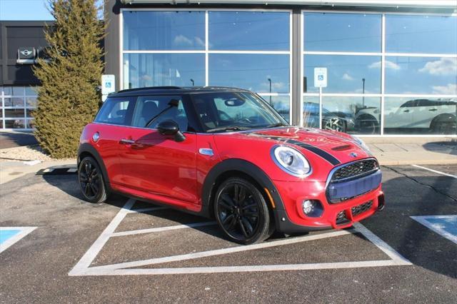 used 2018 MINI Hardtop car, priced at $18,250