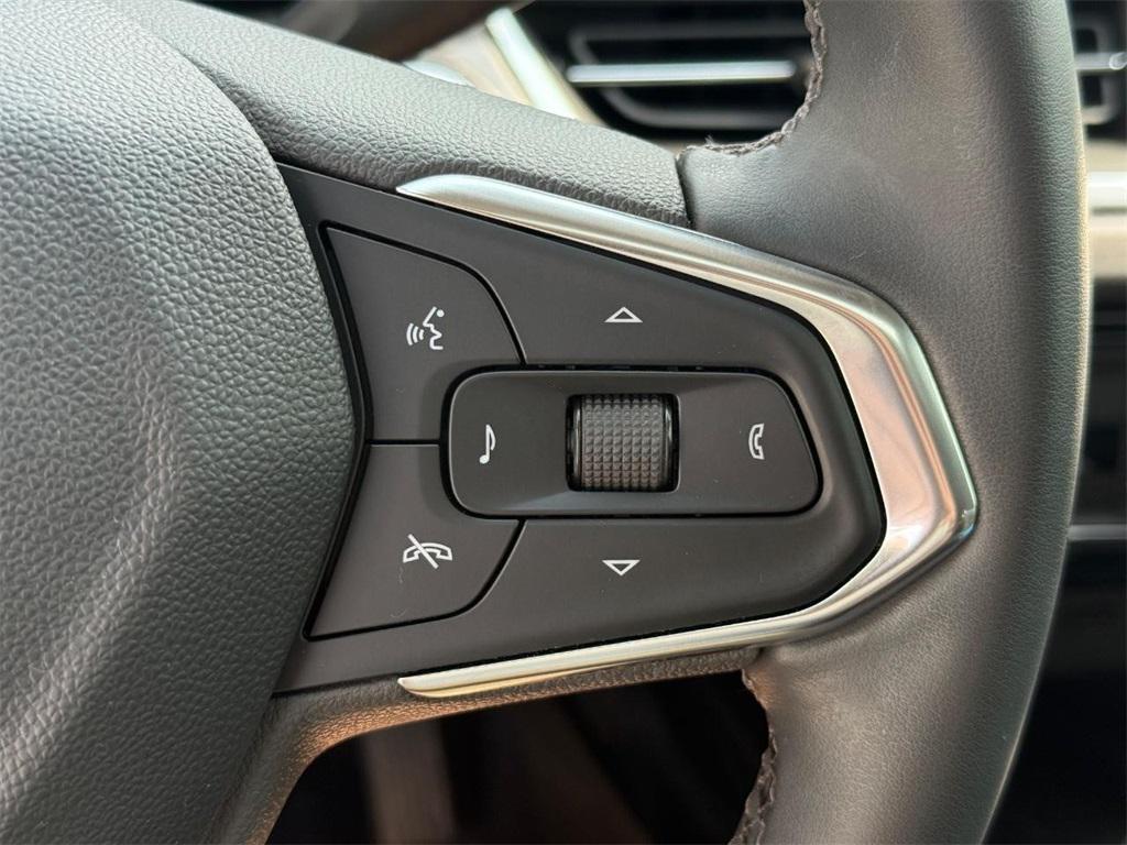 used 2024 Chevrolet Trax car, priced at $22,999