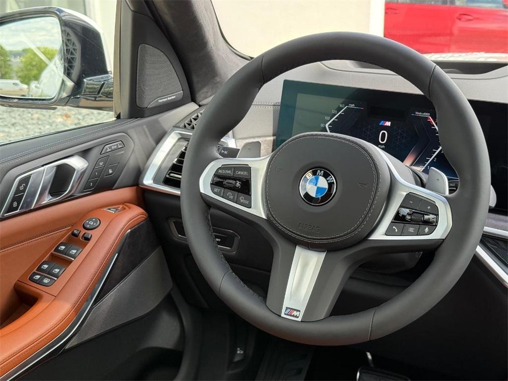 new 2026 BMW X7 car, priced at $102,475