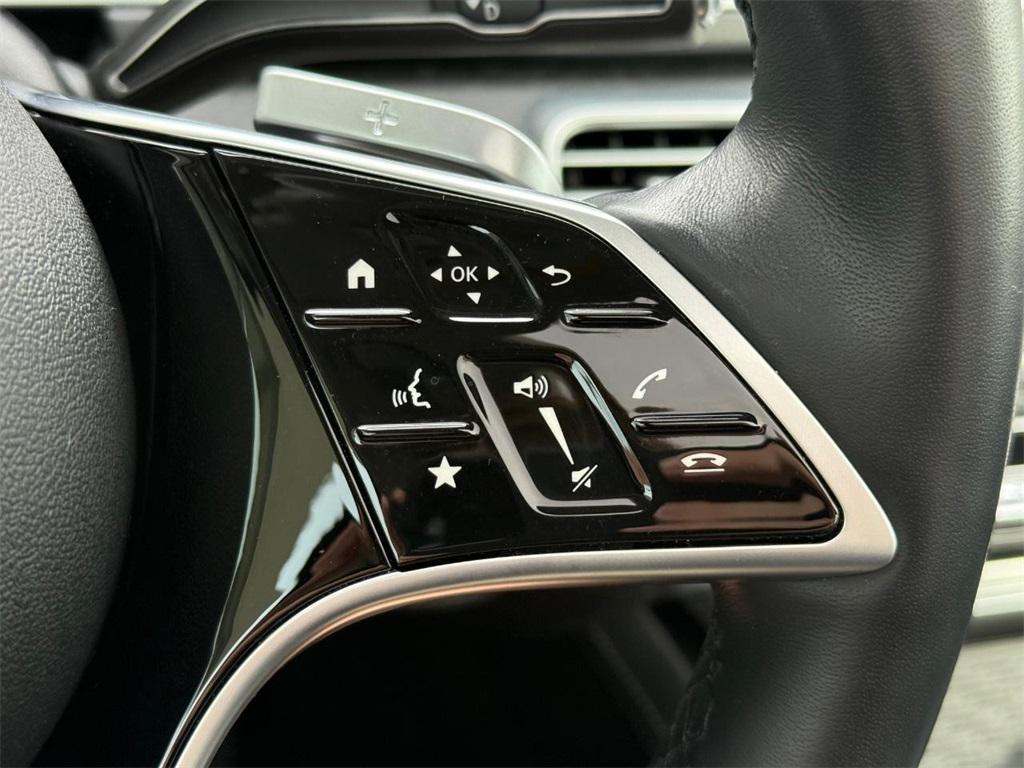 used 2025 Mercedes-Benz GLE 450 car, priced at $69,999